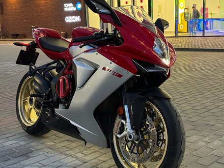 2020 MV Agusta F3 675, красный, 739000 рублей, вид 1
