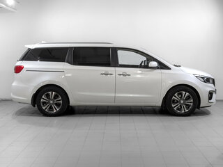 2020 Kia Carnival III, белый, 3225000 рублей, вид 4