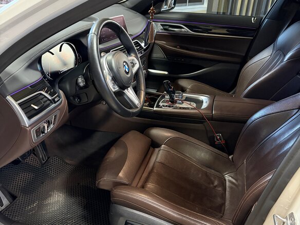 2018 BMW 7 серии 730i VI (G11/G12), белый - вид 3