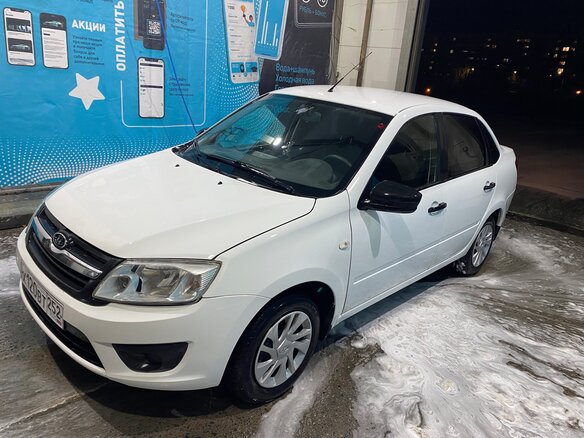 2017 Lada (ВАЗ) Granta I, белый, 275000 рублей - вид 4