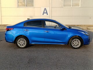 2017 Kia Rio IV, синий, 1090000 рублей, вид 4