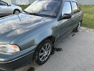 2004 Daewoo Nexia I, зелёный, 265000 рублей, вид 1