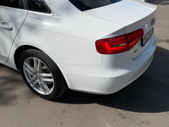 2012 Audi A4 IV (B8) Рестайлинг, белый, 920000 рублей - вид 3