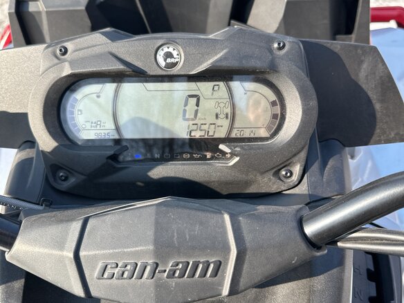 2024 BRP Can-Am Outlander X MR 1000R, серый, 2450000 рублей - вид 5