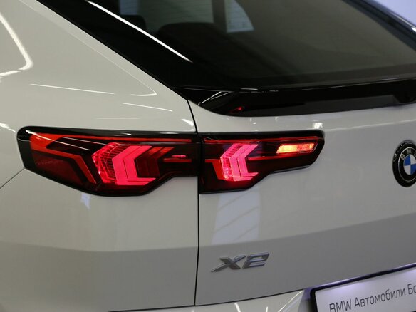 2024 BMW X2 xDrive25i II (U10), белый, 5197000 рублей - вид 21