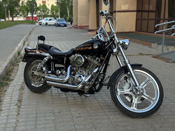 2001 Harley-Davidson Dyna Wide Glide, чёрный, 850000 рублей - вид 3