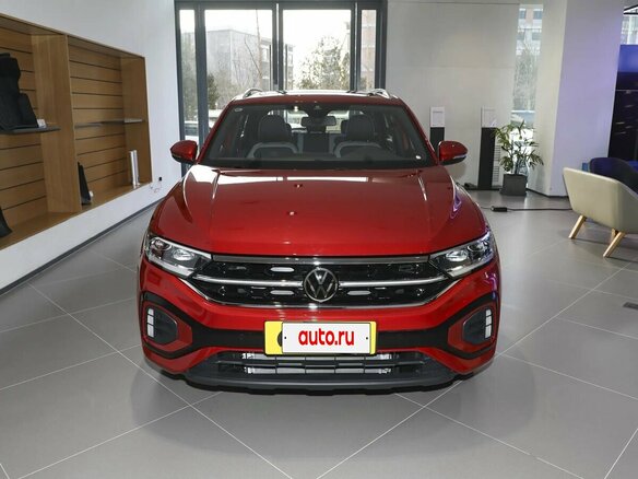 2026 Volkswagen T-Roc I (China Market) Рестайлинг, красный, 2360000 рублей - вид 1