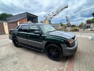 2002 Chevrolet Avalanche I, зелёный, 2300000 рублей, вид 2