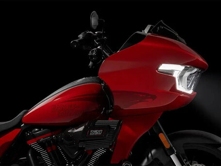 2025 Harley-Davidson CVO Road Glide, красный, 6500000 рублей, вид 2