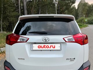 2013 Toyota RAV4 IV (XA40), белый, 1850000 рублей, вид 4