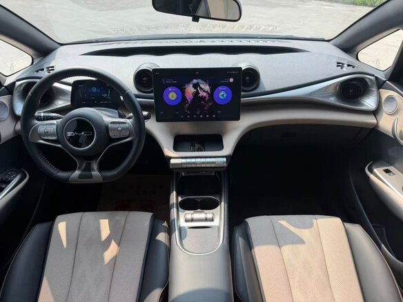 2025 BYD Dolphin 45.12 kWh I Рестайлинг, серебристый, 1840000 рублей - вид 8