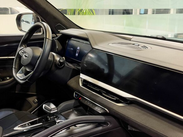 2024 Geely Monjaro I, чёрный, 3227000 рублей - вид 8