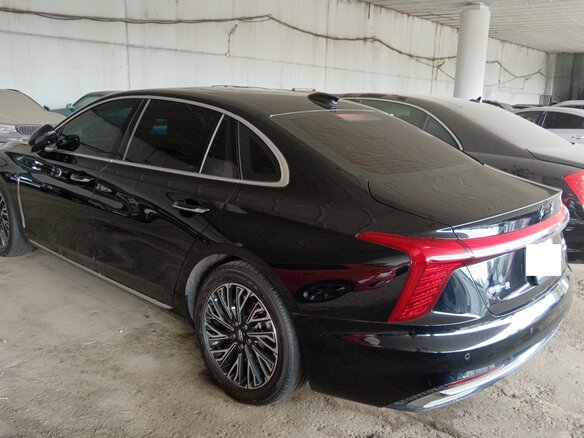 2023 Hongqi H5 II, чёрный, 2400000 рублей - вид 7