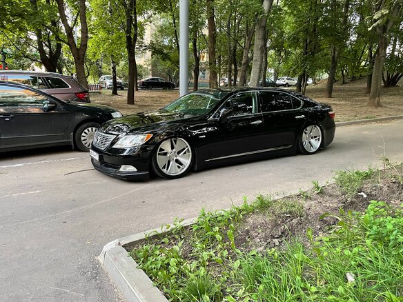 2007 Lexus LS Long 460 L IV, чёрный, 2347512 рублей - вид 4