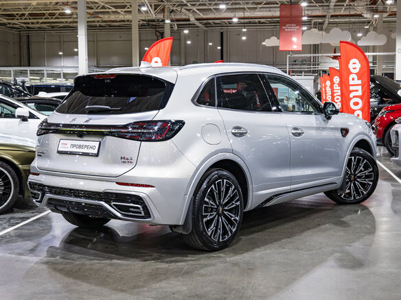 2024 Hongqi HS5 I Рестайлинг, золотистый, 3370900 рублей - вид 6