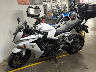 2015 Honda CBR 650F, белый, 715000 рублей, вид 3