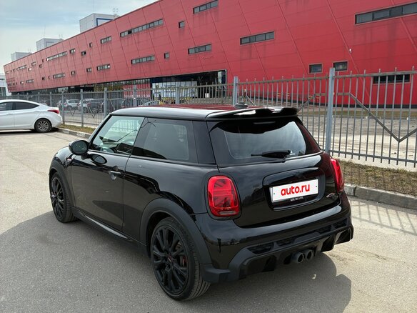 2021 Mini Hatch JCW III (F55/F56) Рестайлинг 2, чёрный, 3900000 рублей - вид 5