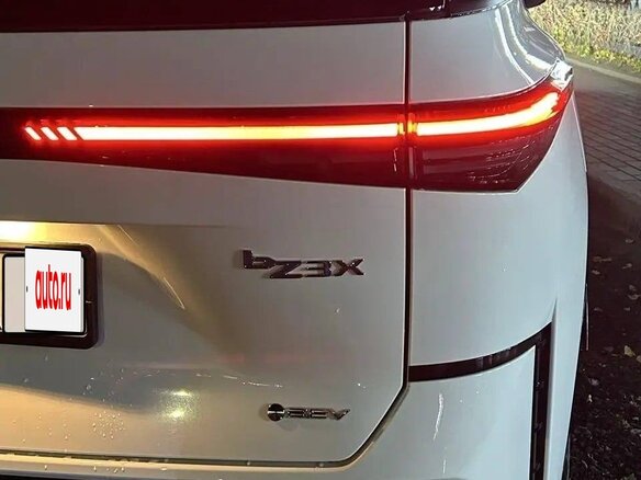 2026 Toyota bZ3X 58.3 kWh, белый, 2930000 рублей - вид 8