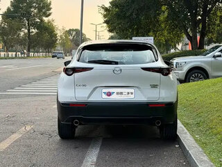 2022 Mazda CX-30 I, белый, 1390003 рублей, вид 4