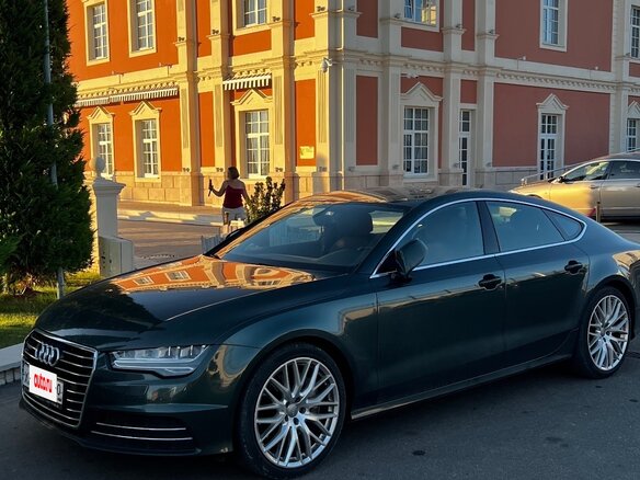 2016 Audi A7 I (4G) Рестайлинг, зелёный, 4100000 рублей - вид 13