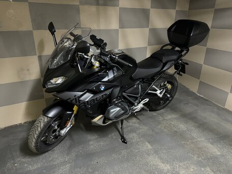 2023 BMW R 1250 RS, чёрный, 1950000 рублей, вид 3