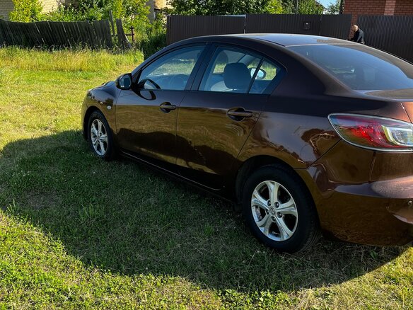 2011 Mazda 3 II (BL) Рестайлинг, коричневый, 740000 рублей - вид 6