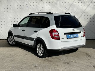 2018 Lada (ВАЗ) Kalina Cross II, белый, 615000 рублей, вид 5
