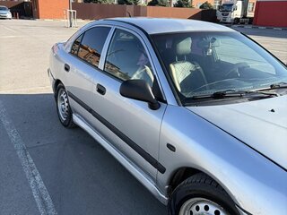 2001 Mitsubishi Carisma I Рестайлинг, серый, 250000 рублей, вид 1