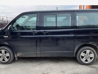 2019 Volkswagen Multivan, чёрный, 4690000 рублей, вид 4