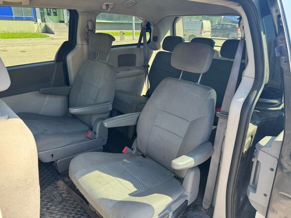 2009 Dodge Caravan Grand V, чёрный, 900000 рублей - вид 6