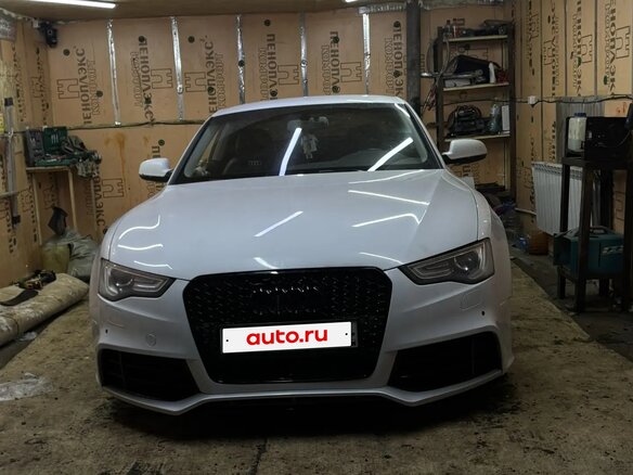 2013 Audi A5 I (8T) Рестайлинг, белый, 1650000 рублей