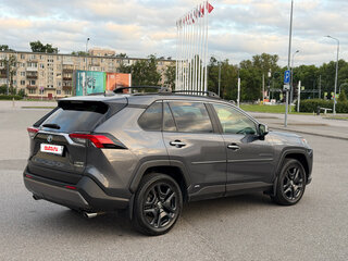 2021 Toyota RAV4 V (XA50), серый, 4790000 рублей, вид 2