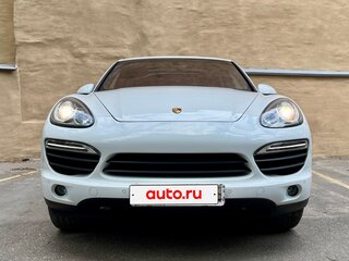 2011 Porsche Cayenne S Hybrid II (958), белый, 2500000 рублей, вид 3
