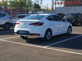 2019 Hyundai Elantra VI (AD) Рестайлинг, белый, 1545000 рублей, вид 4