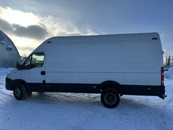 2012 Iveco Daily, белый, 2100000 рублей - вид 5