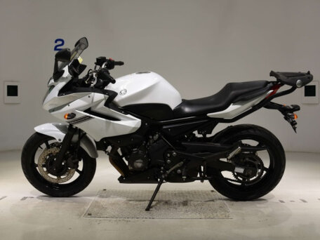 2012 Yamaha XJ6 (FZ6R), белый, 400000 рублей, вид 3