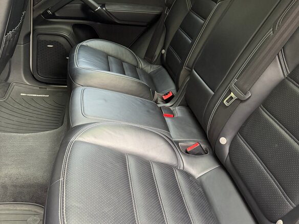 2015 Porsche Cayenne GTS II Рестайлинг (958), белый, 3780000 рублей - вид 18