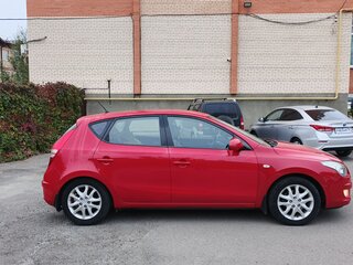 2009 Hyundai i30 I, красный, 725000 рублей, вид 4