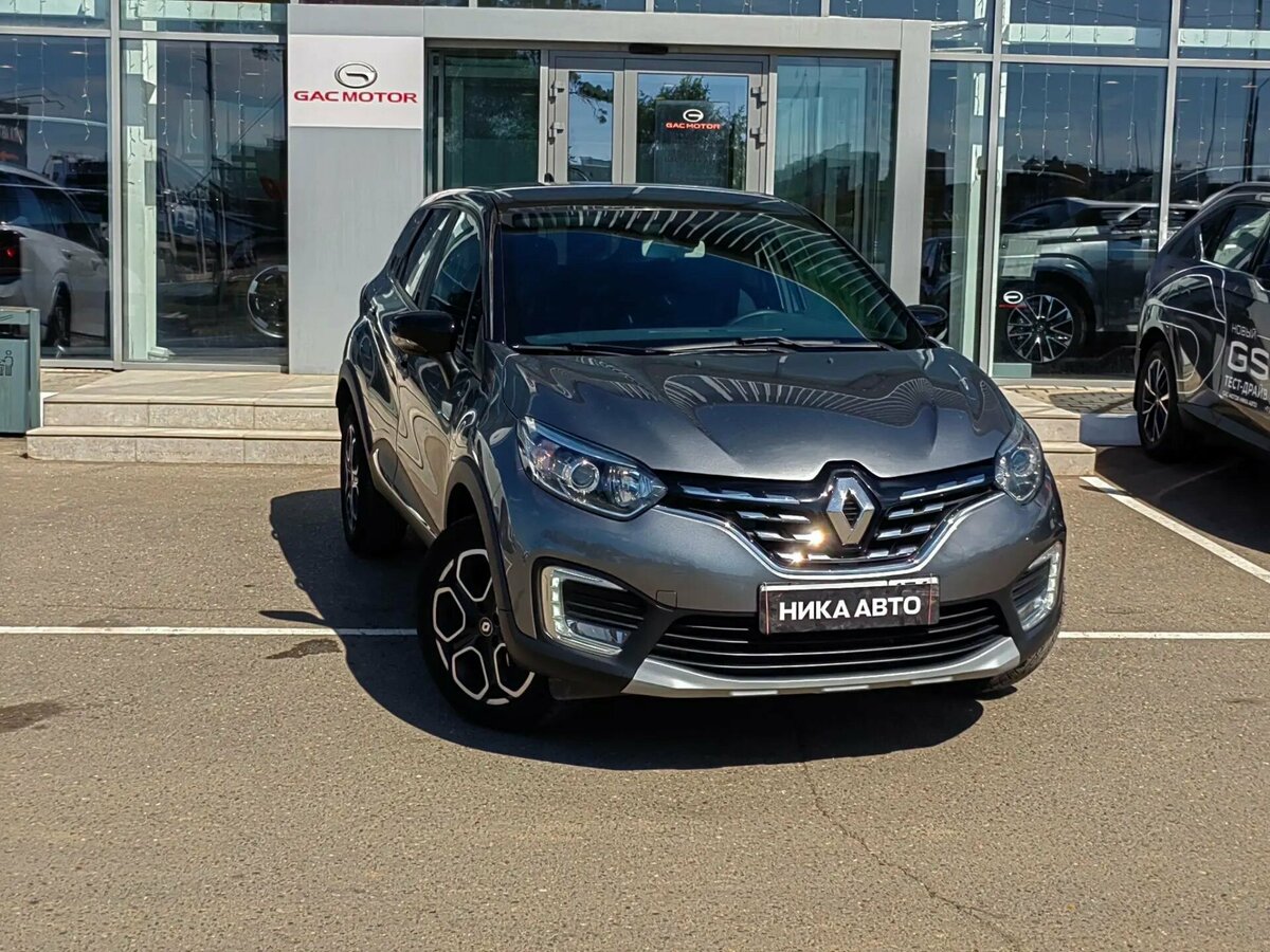 Открыть фотографии: Renault Kaptur I Рестайлинг
