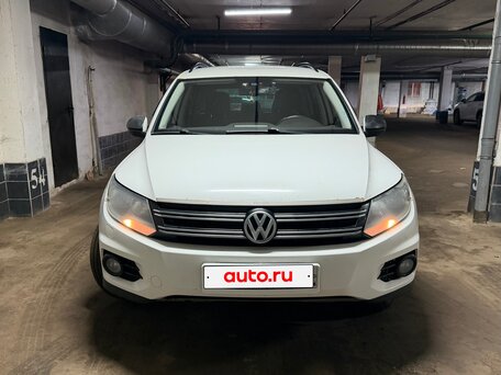 2013 Volkswagen Tiguan I Рестайлинг, белый, 990000 рублей, вид 2