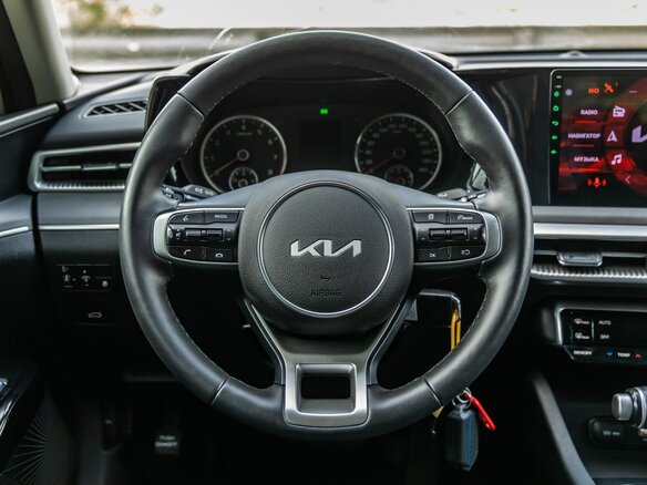 2022 Kia K5 III, белый, 2448000 рублей - вид 15