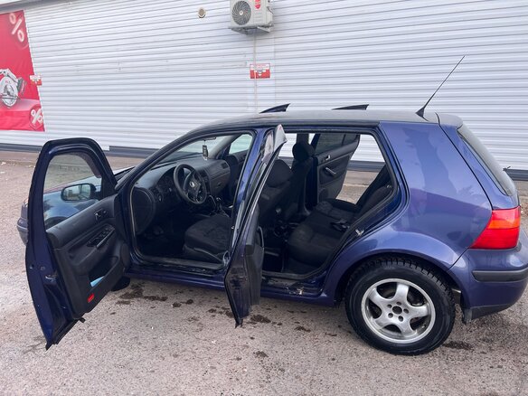 1999 Volkswagen Golf IV, синий, 200000 рублей - вид 5