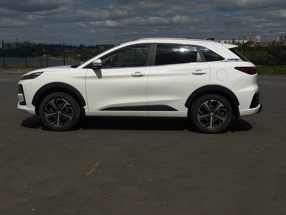2023 JAC JS6, белый, 1620000 рублей - вид 3