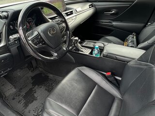 2020 Lexus ES 250 VII, белый, 5000000 рублей, вид 5