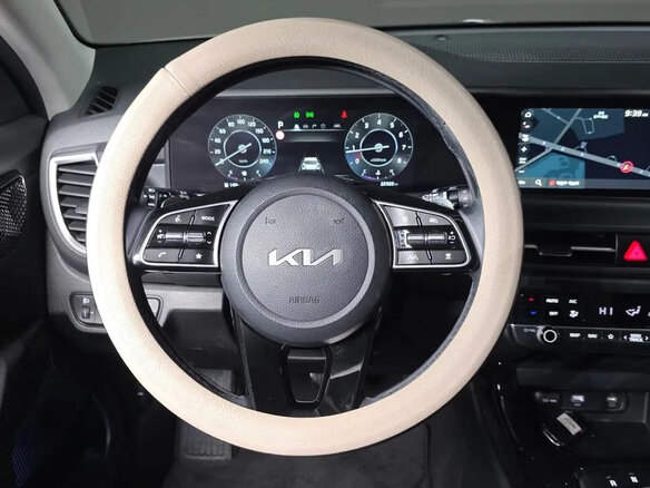 2022 Kia Seltos I Рестайлинг, белый - вид 13