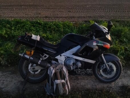 1997 Kawasaki ZZR 400, чёрный, 160000 рублей, вид 1