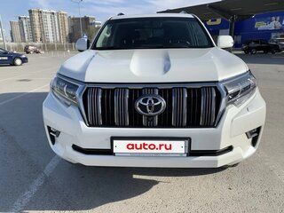 2019 Toyota Land Cruiser Prado 150 Series Рестайлинг 2, белый, 6100000 рублей, вид 1