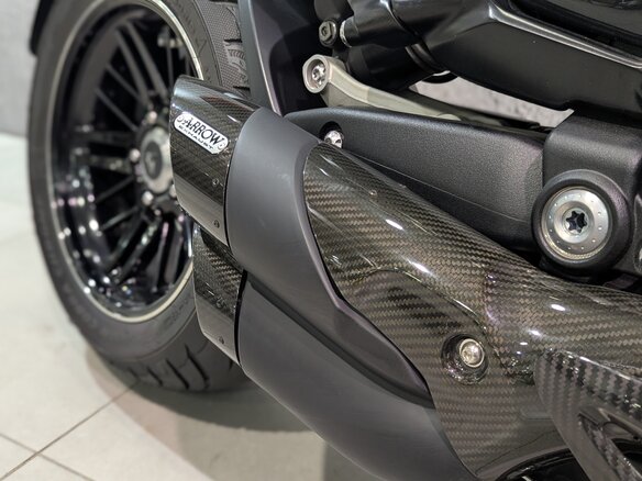 2020 Triumph Rocket III, чёрный, 3900000 рублей - вид 6