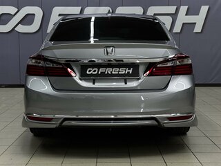 2017 Honda Accord IX Рестайлинг, серый, 2439000 рублей, вид 4