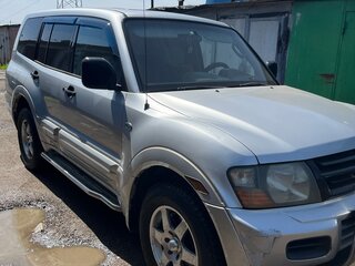 2001 Mitsubishi Montero III, серебристый, 550000 рублей, вид 2